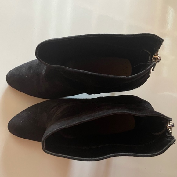 Black Suede Ankle Heel Booties - Heeled Boots with Zipper for Going Out - Picture 3 of 13